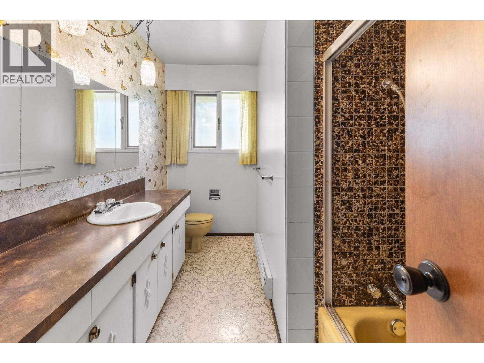 2489 Hendrickson Road, Sorrento
