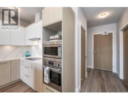 907 622 Admirals Rd, Esquimalt, BC V9A2N7 Photo 8