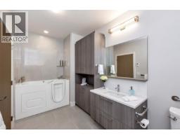 907 622 Admirals Rd, Esquimalt, BC V9A2N7 Photo 21