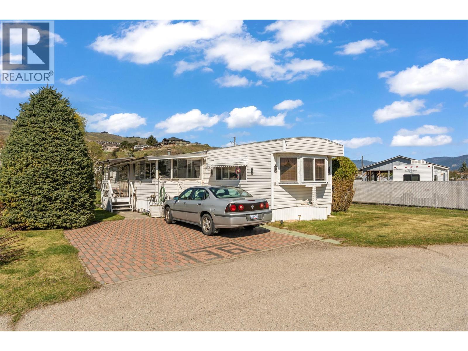 2727 Lakeshore Road Unit# 36
