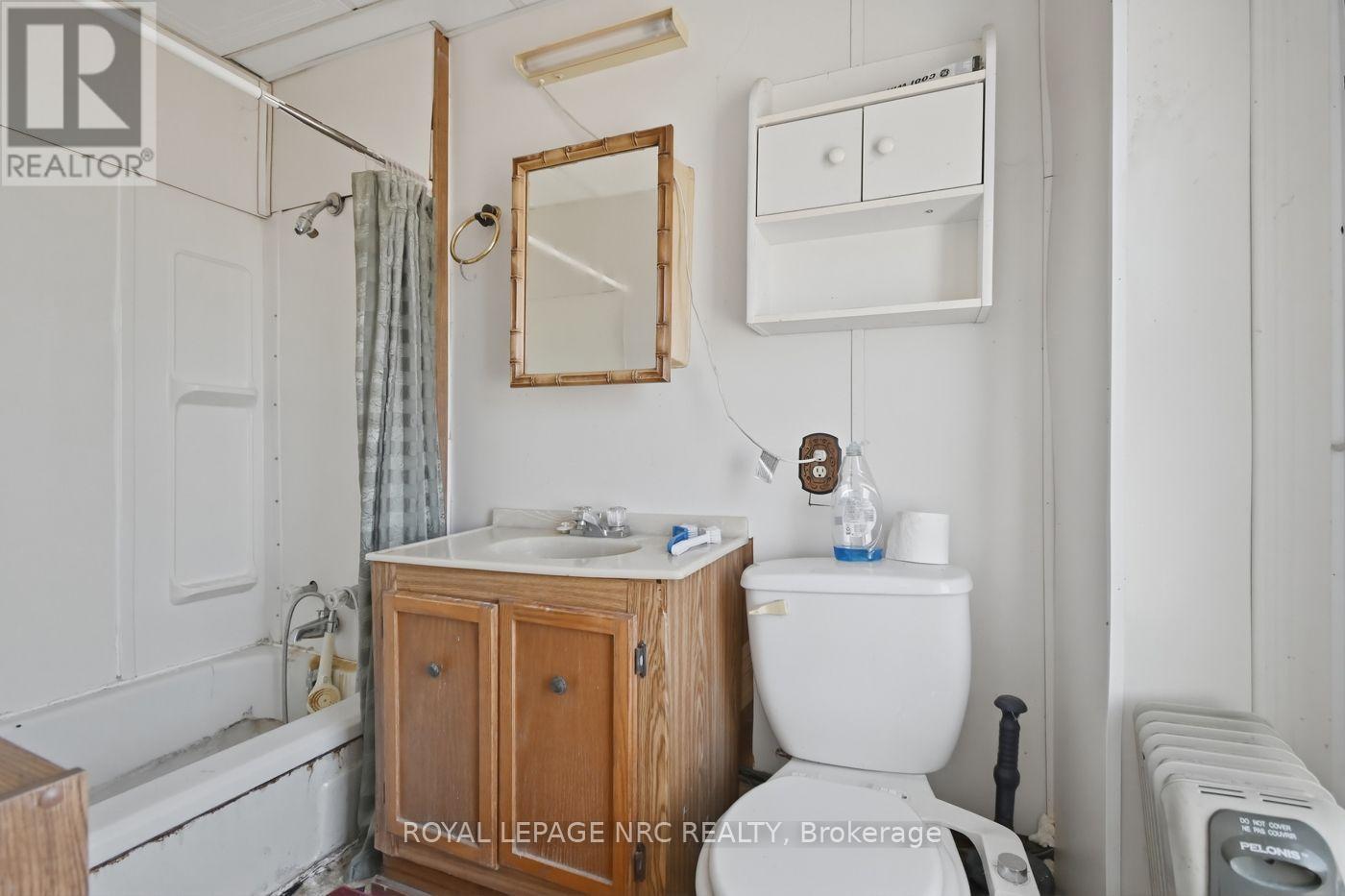 592 FIELDEN AVENUE - 14