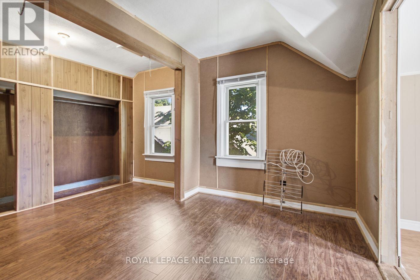 592 FIELDEN AVENUE - 23