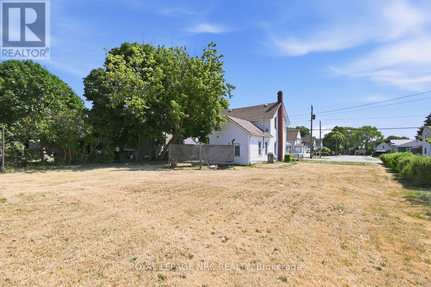 592 FIELDEN AVENUE - 29