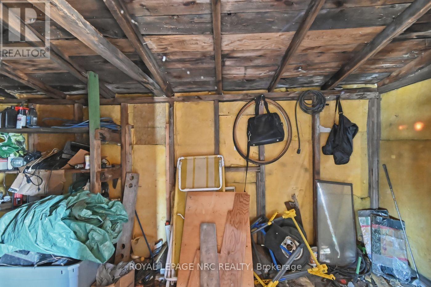 592 FIELDEN AVENUE - 33