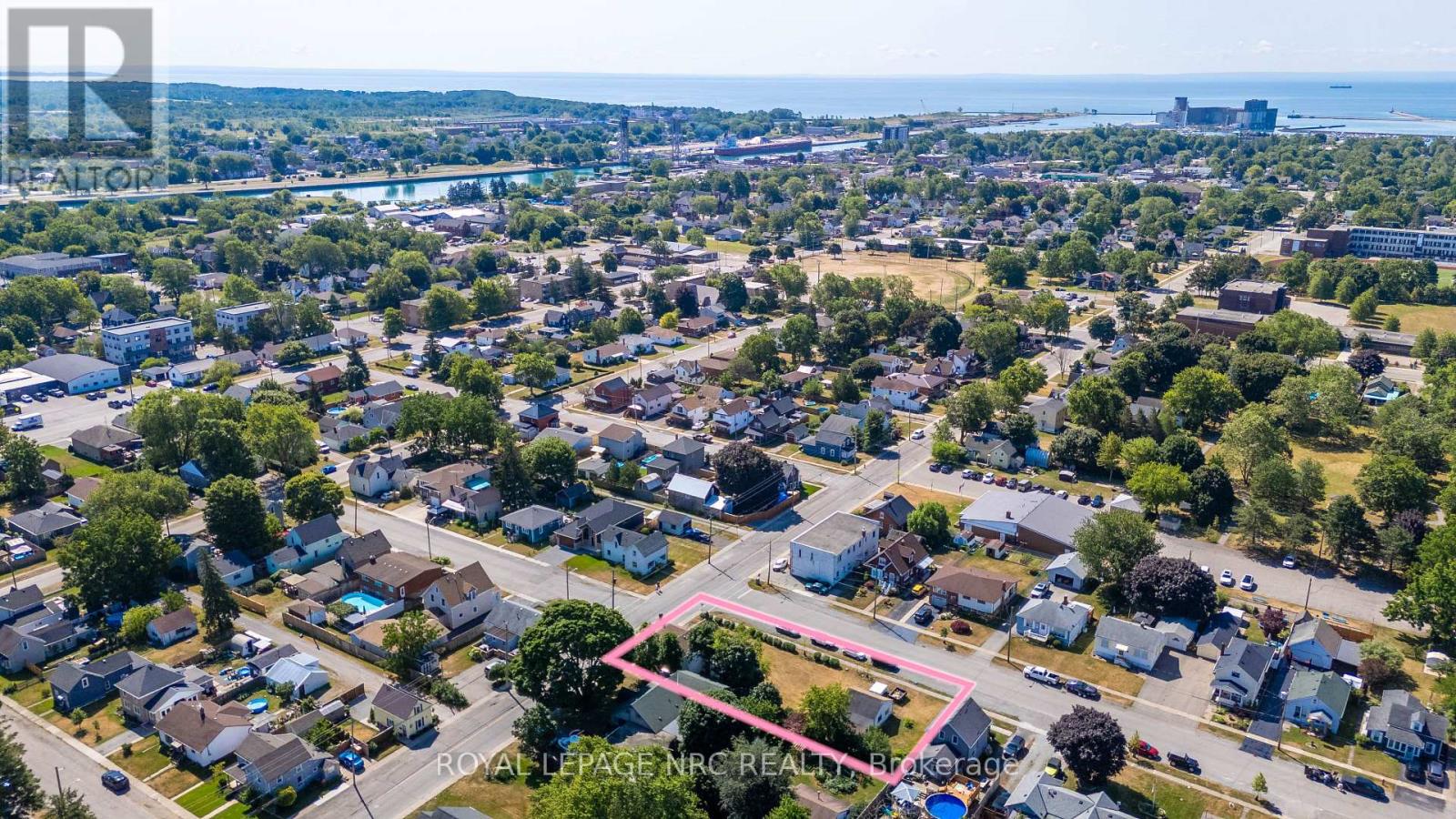 592 FIELDEN AVENUE - 39