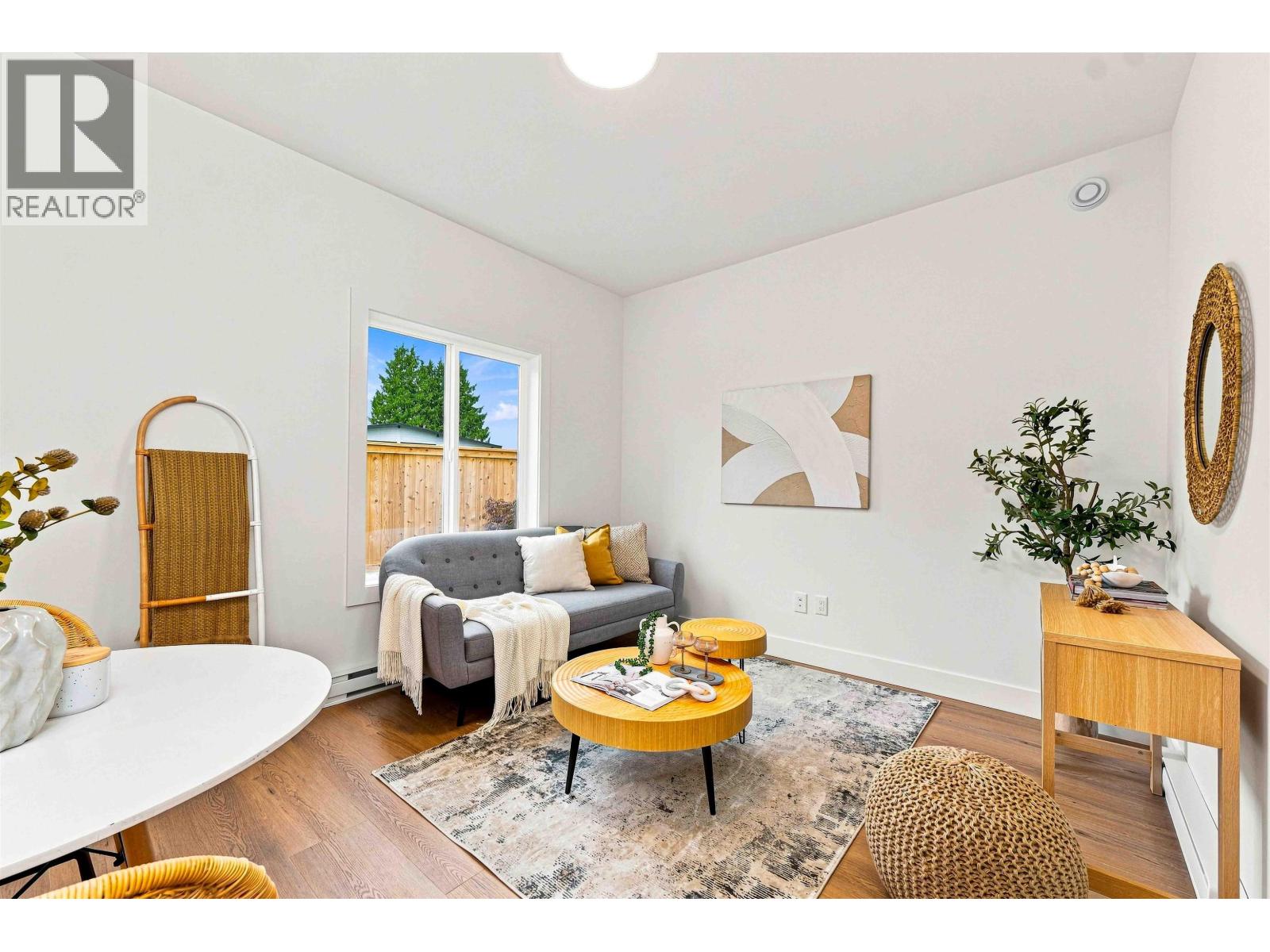 5841 48A Avenue, Ladner