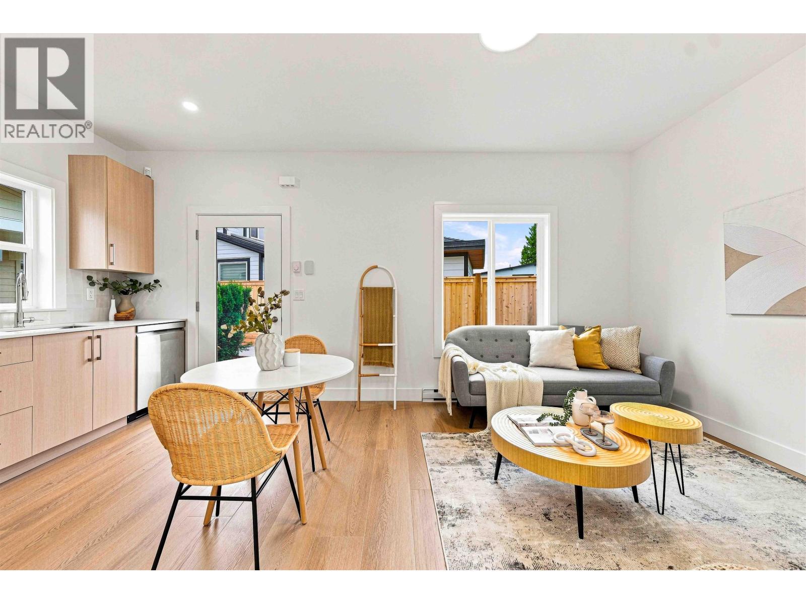 5841 48A Avenue, Ladner