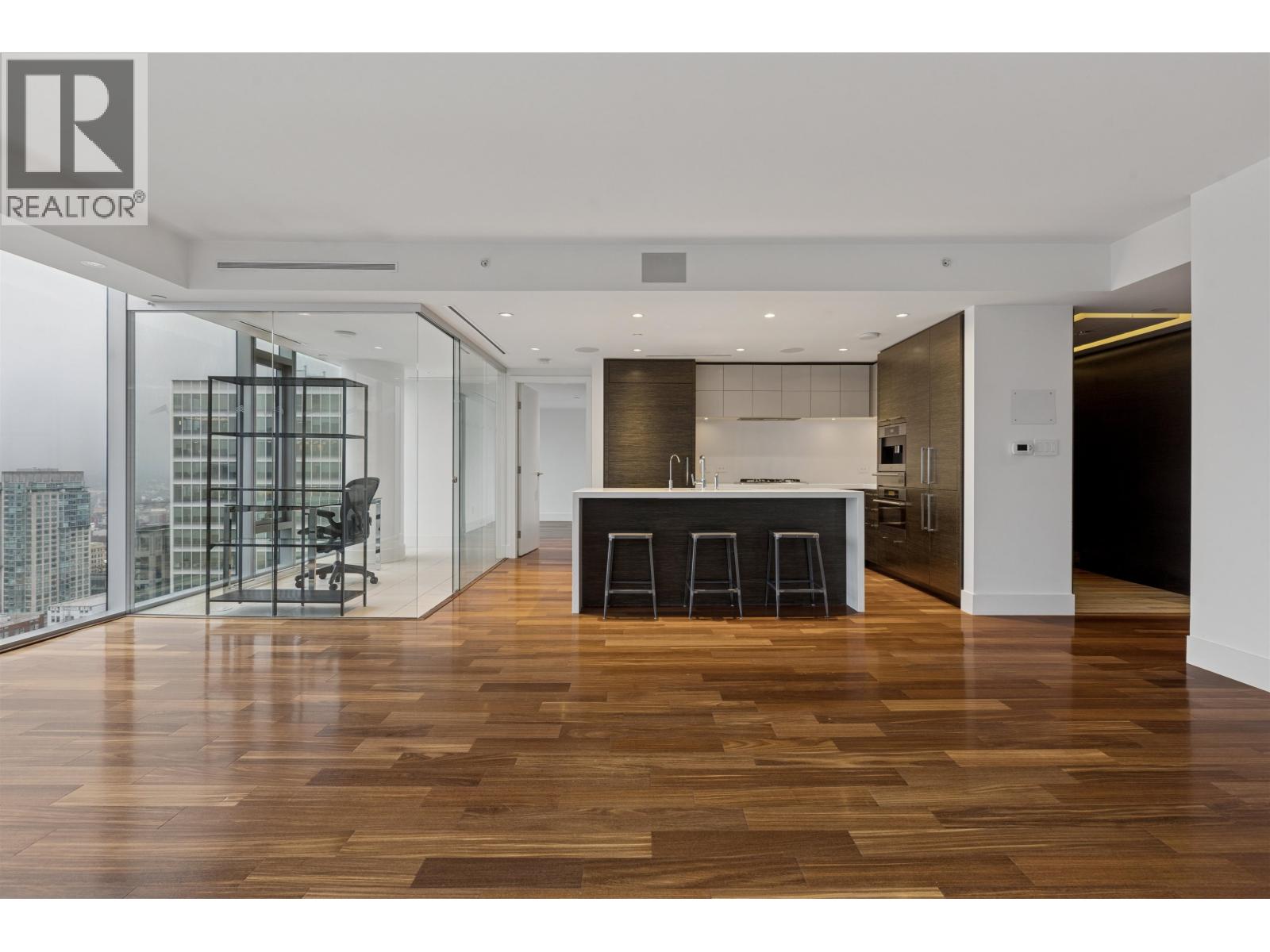 2702 667 HOWE STREET, Vancouver