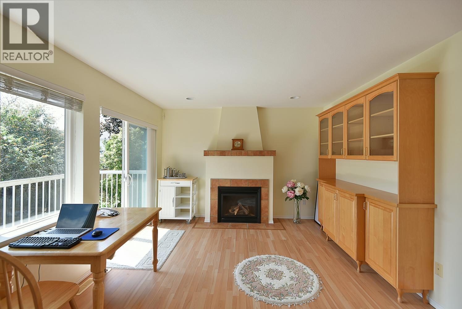 6317 SAMRON ROAD, Sechelt