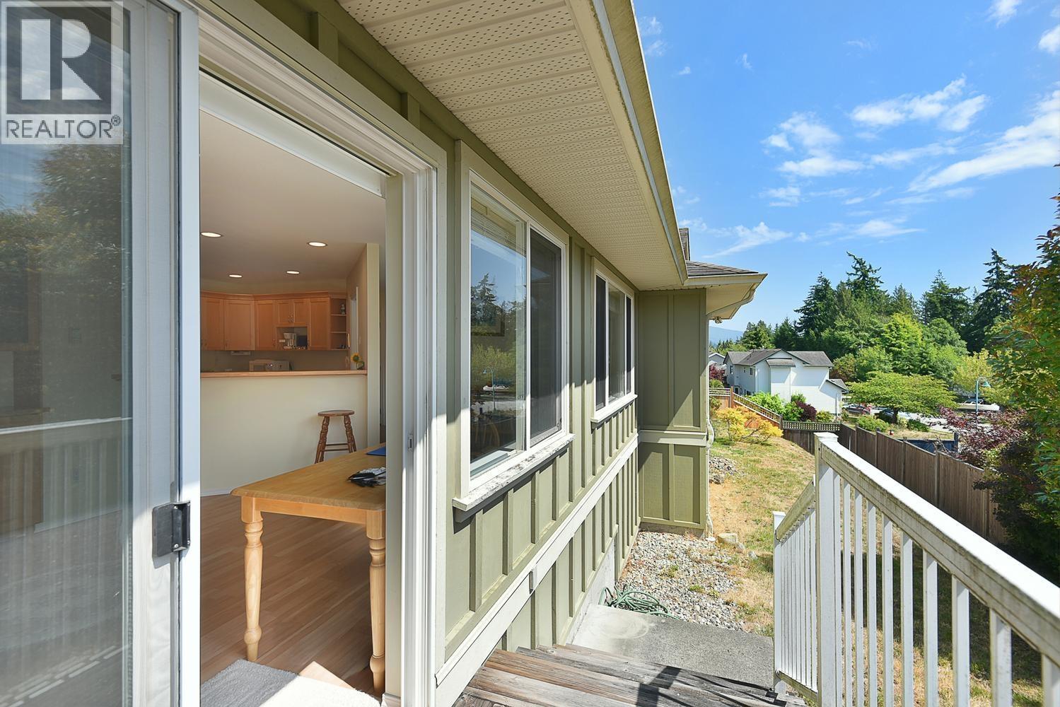 6317 SAMRON ROAD, Sechelt