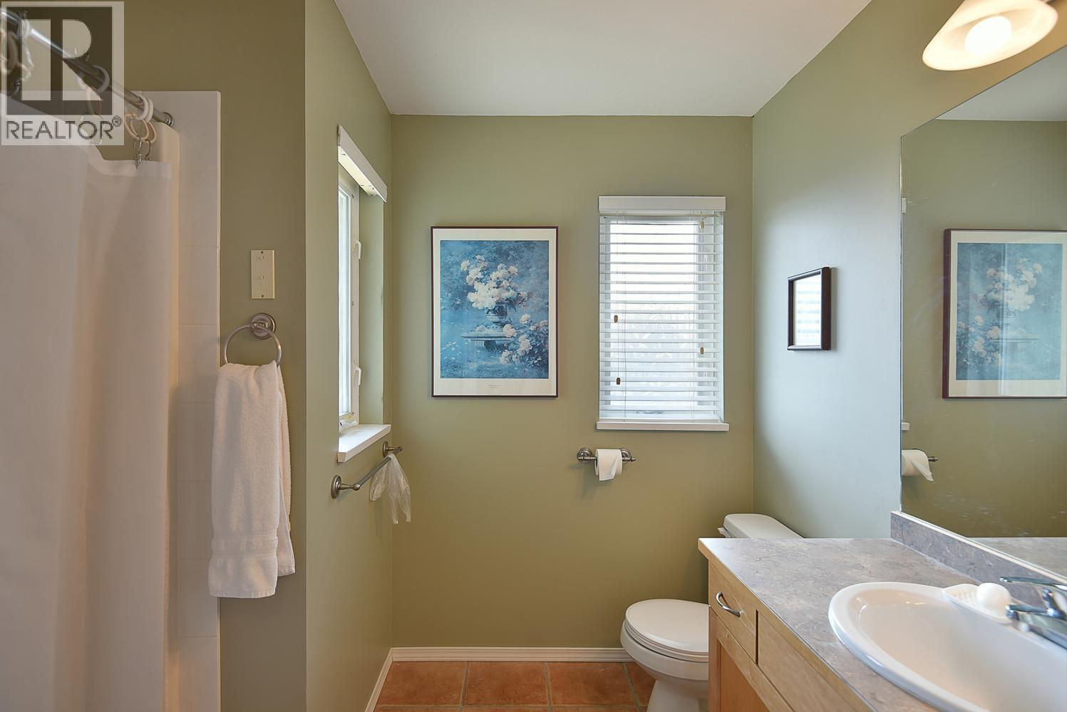 6317 SAMRON ROAD, Sechelt