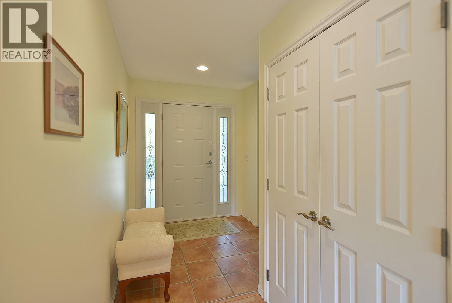 6317 SAMRON ROAD, Sechelt