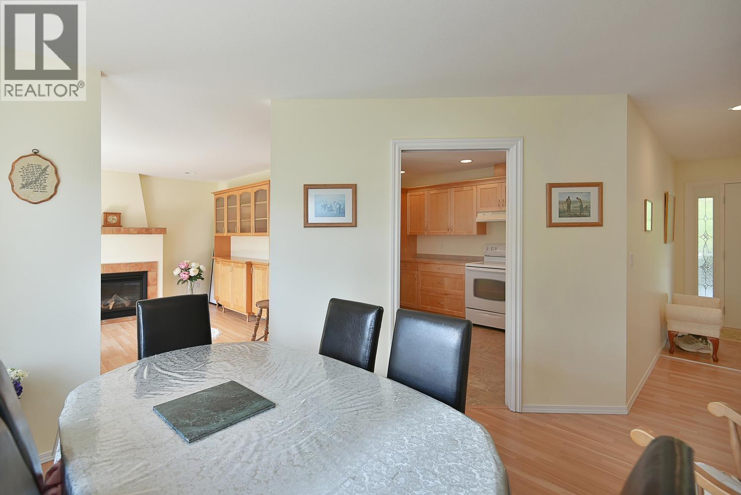 6317 SAMRON ROAD, Sechelt