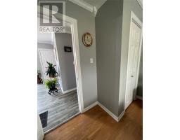 32 Main Road thumbnail 18