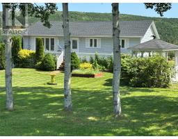 32 Main Road thumbnail 36