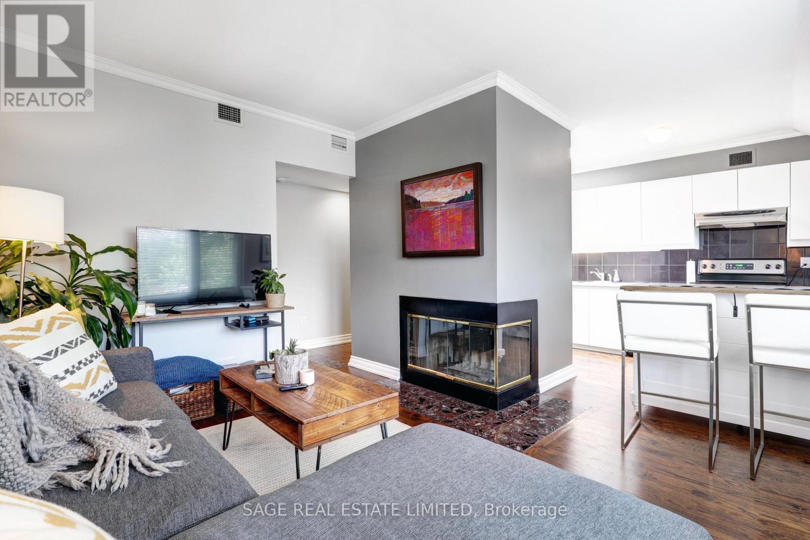 #301 60 KIPPENDAVIE AVENUE - 8