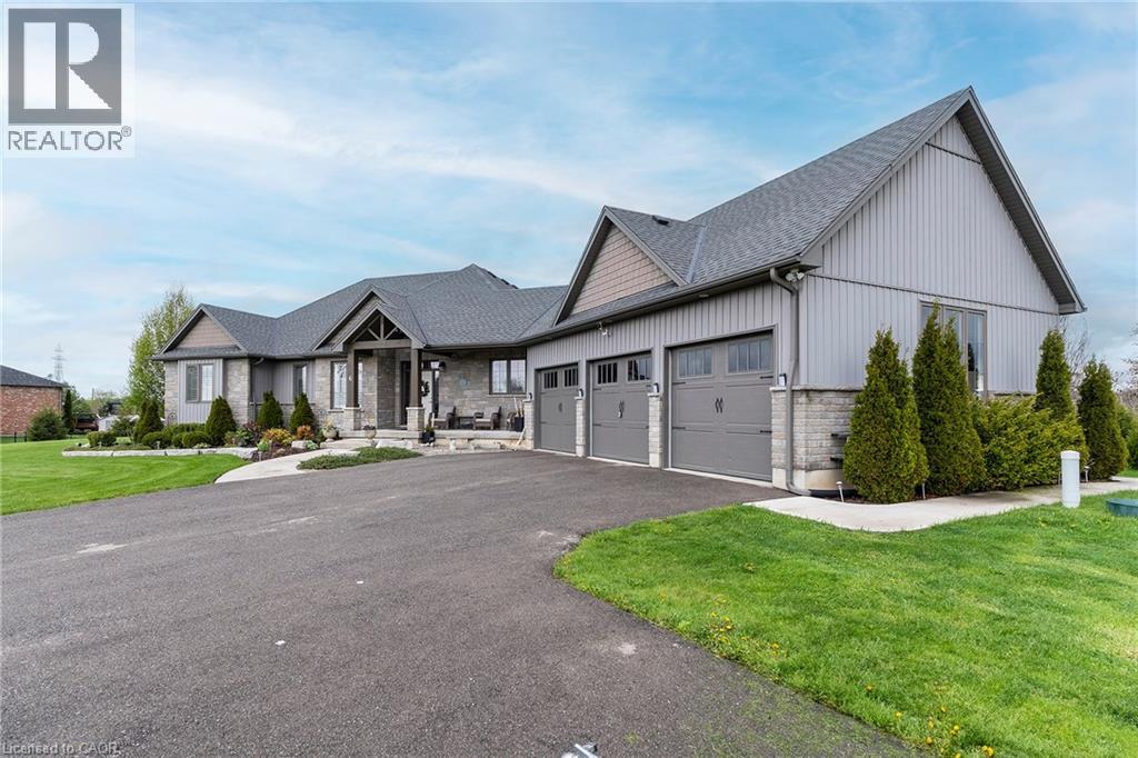 6 MACNEIL Court - Image 28