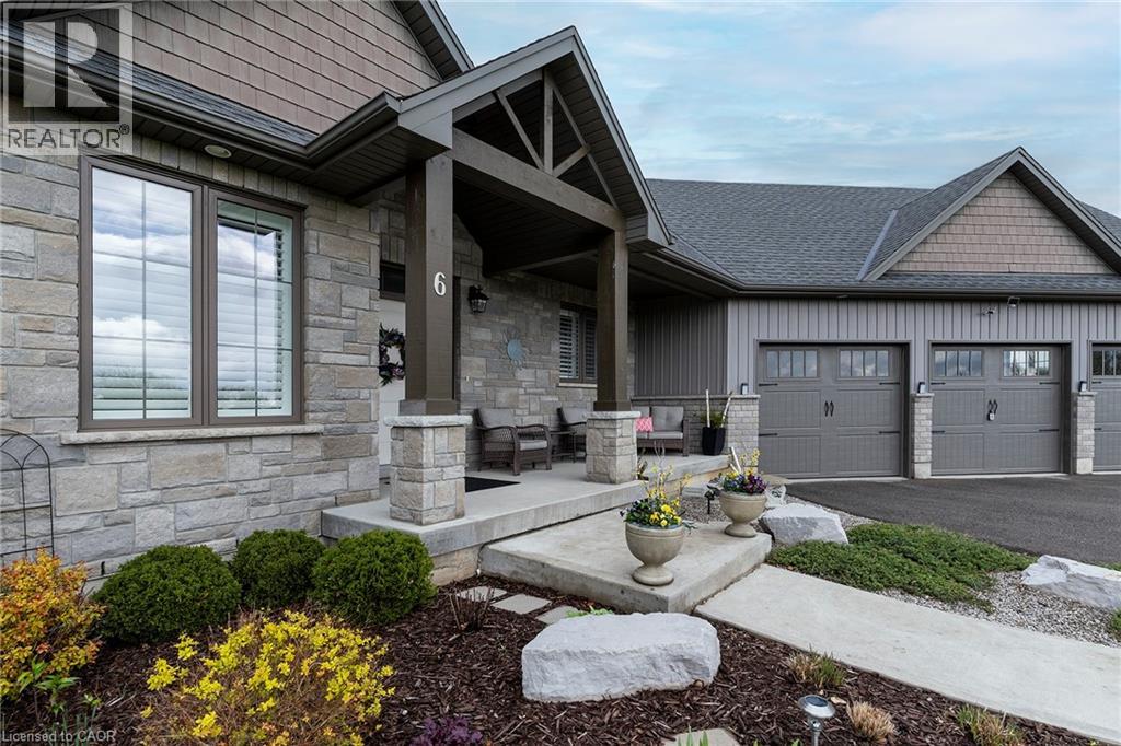 6 MACNEIL Court - 37