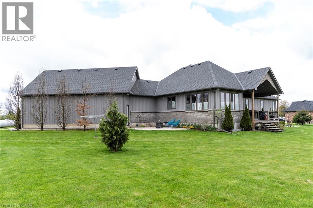 6 MACNEIL Court - Image 30
