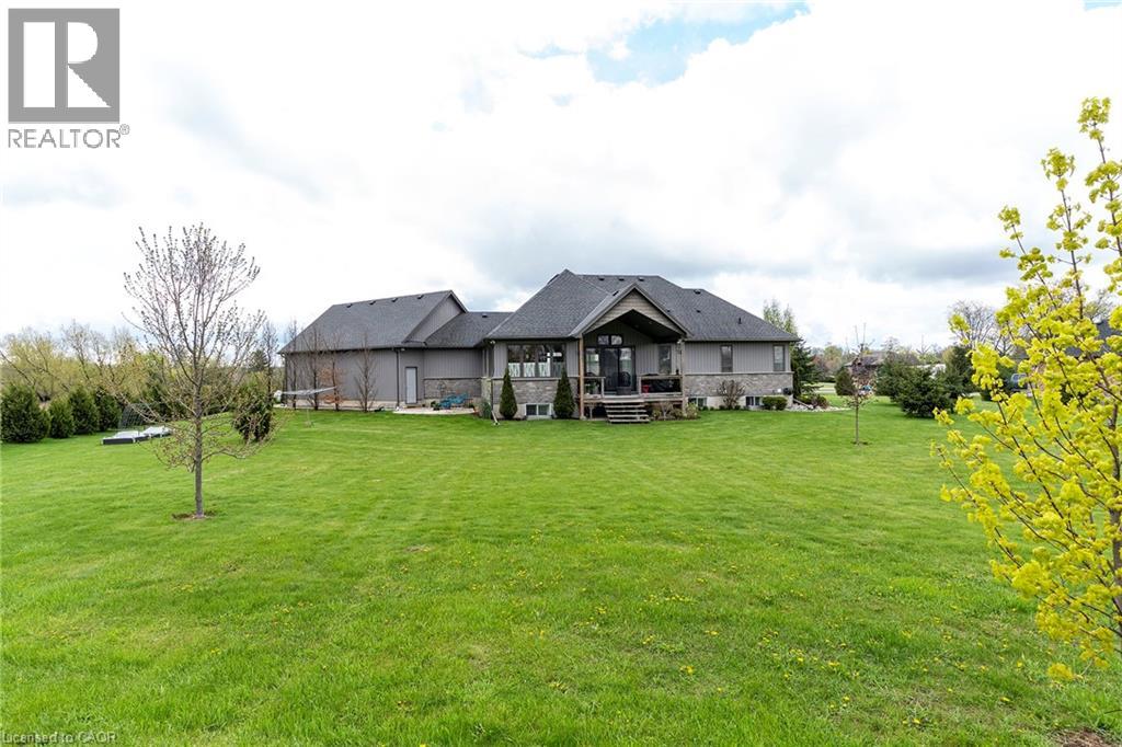 6 MACNEIL Court - Image 31