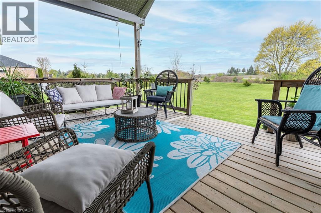 6 MACNEIL Court - Image 34