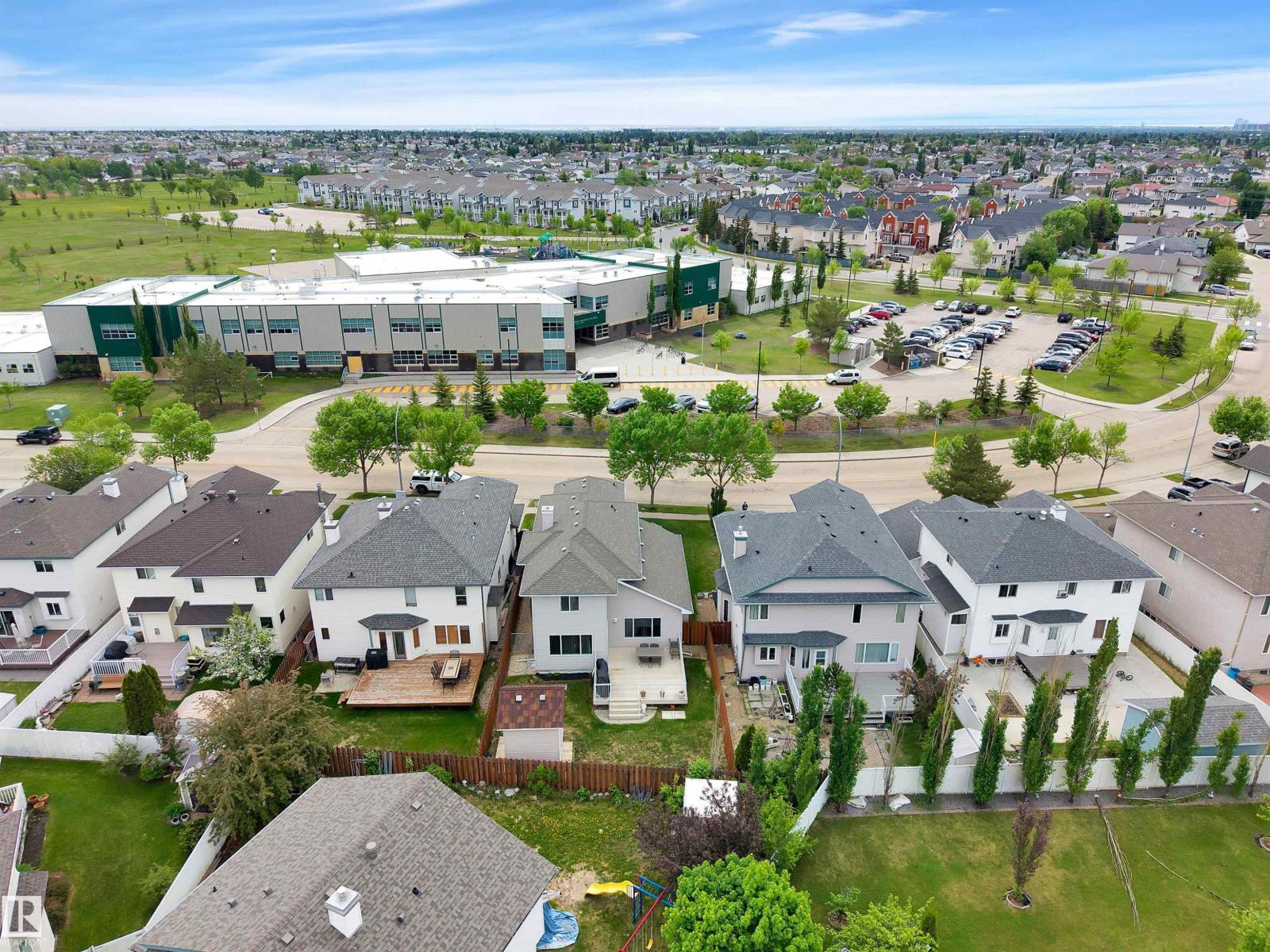 16512 87 ST NW - 57