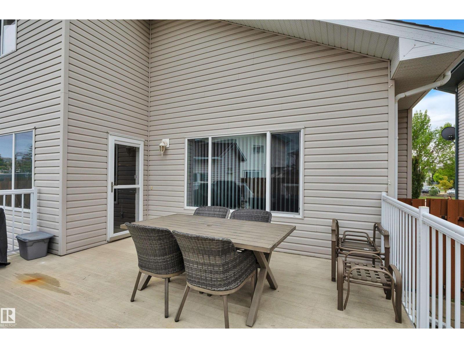 16512 87 ST NW - 46