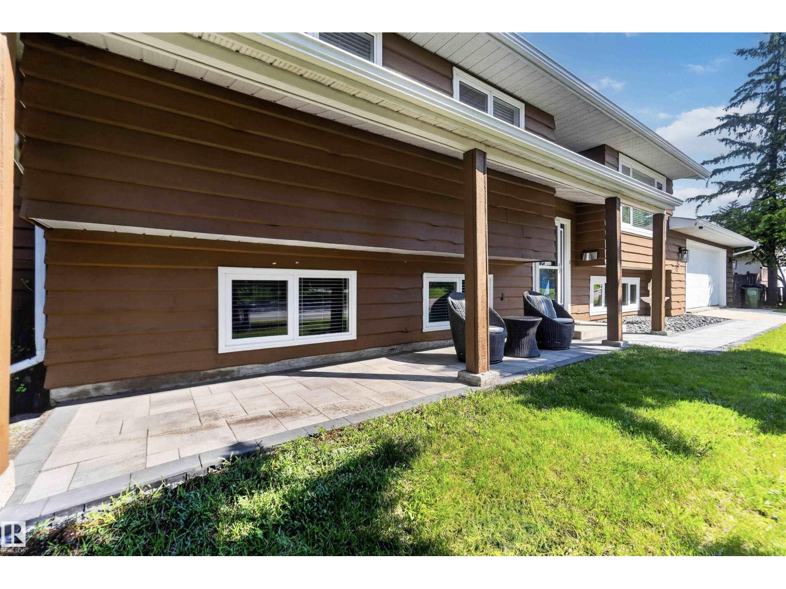 2428 142 AV NW - 62