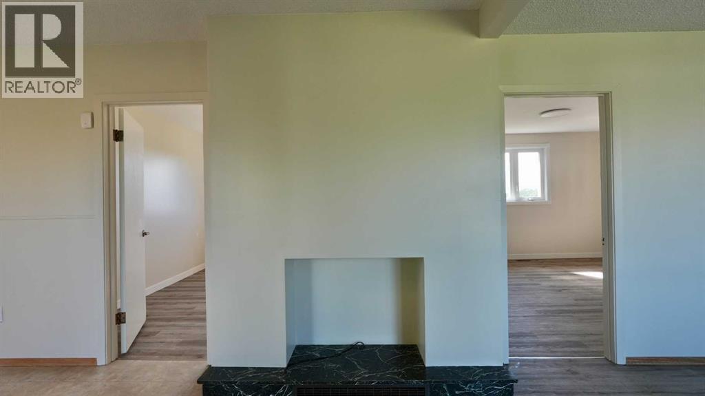 81574 Highway 744 - Image 30