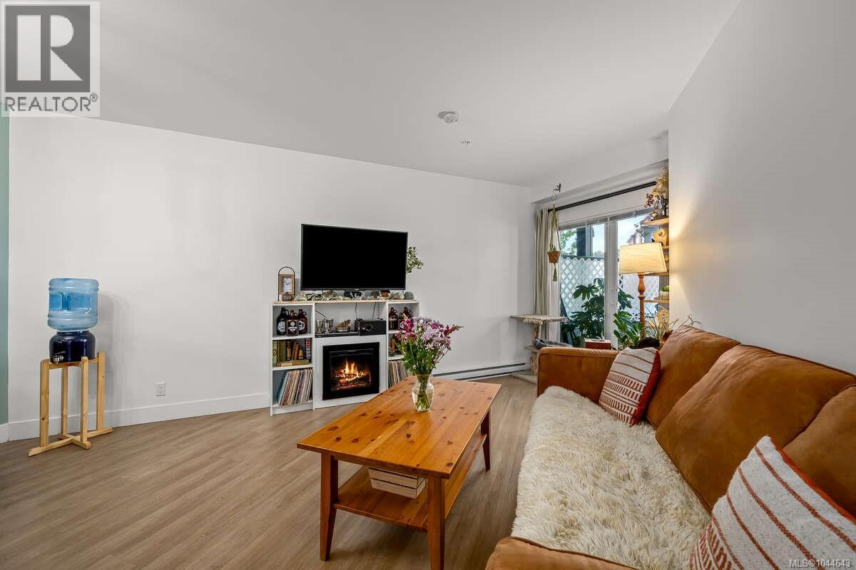 #101 3070 Kilpatrick Ave - 9