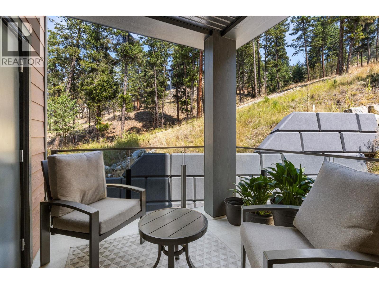 #201 3475 Granite Close - 30