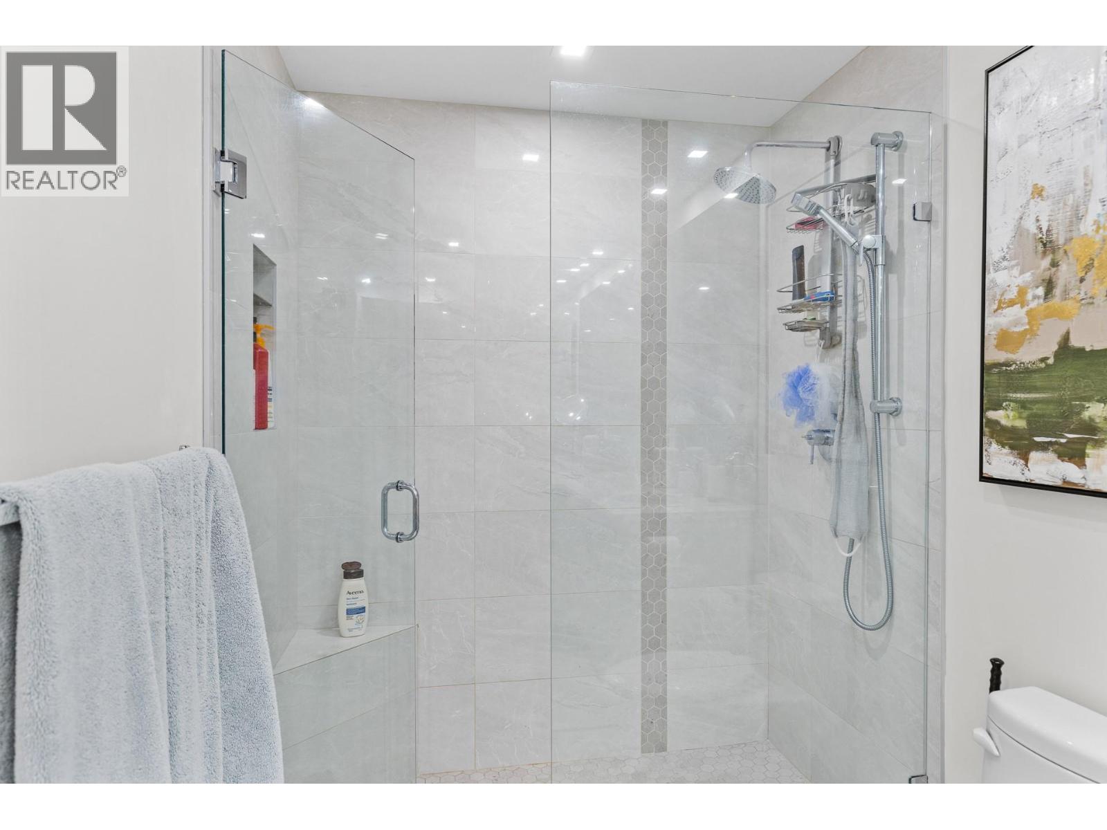#201 3475 Granite Close - 27
