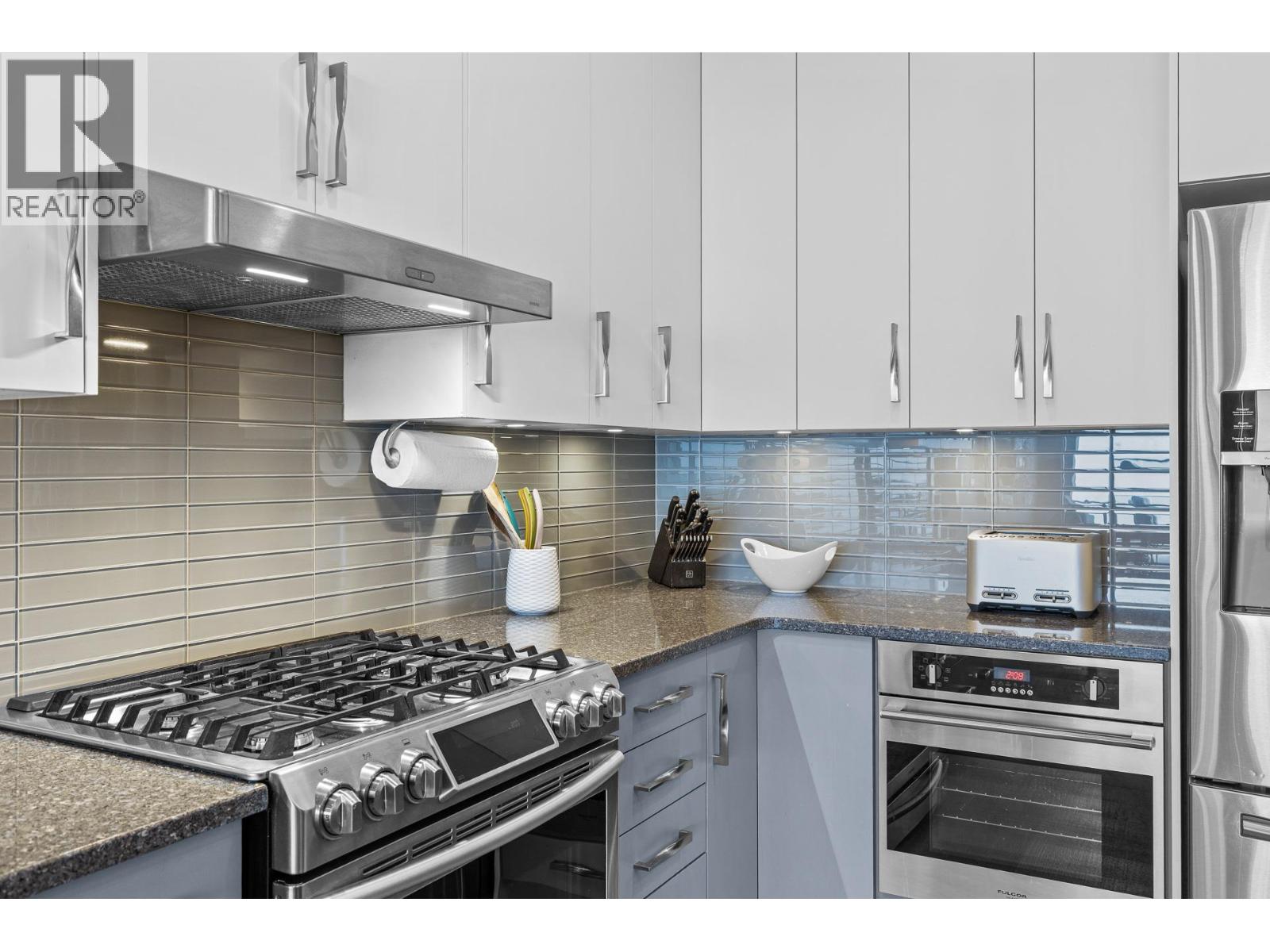 #201 3475 Granite Close - 14