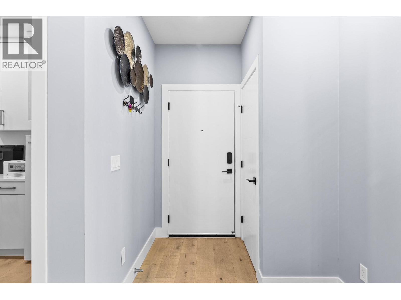 #201 3475 Granite Close - 11