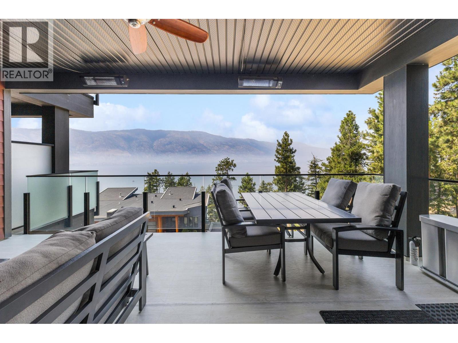 #201 3475 Granite Close - 4