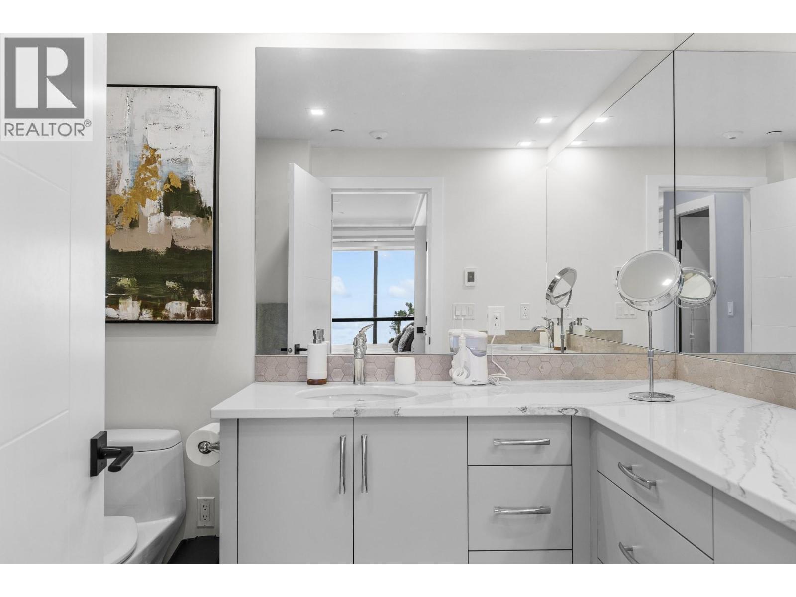#201 3475 Granite Close - 26