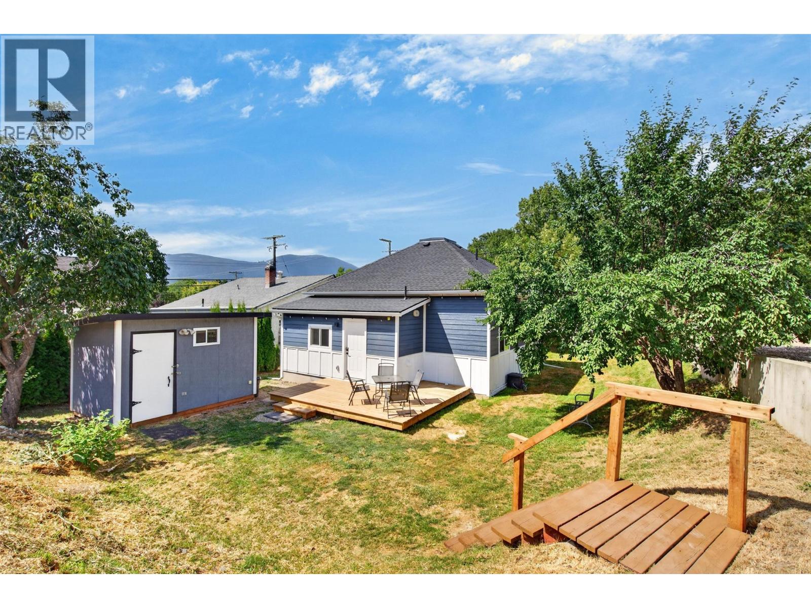 630 Okanagan SE Avenue, Salmon Arm