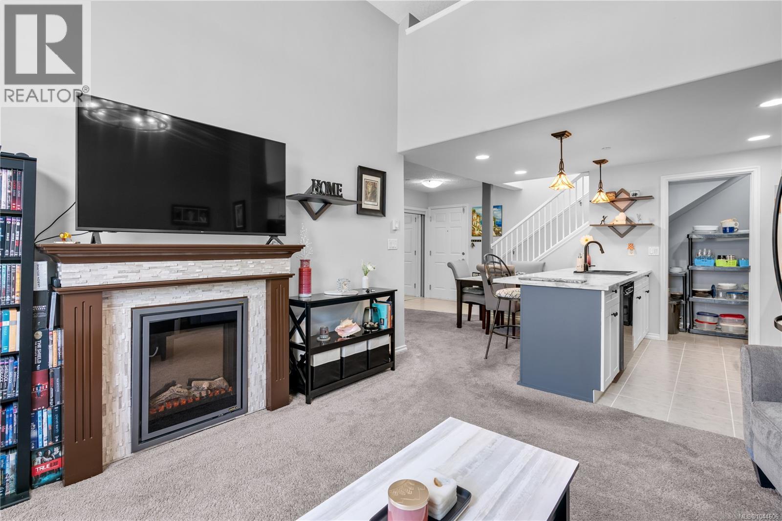 #405 2823 Jacklin Rd - 12