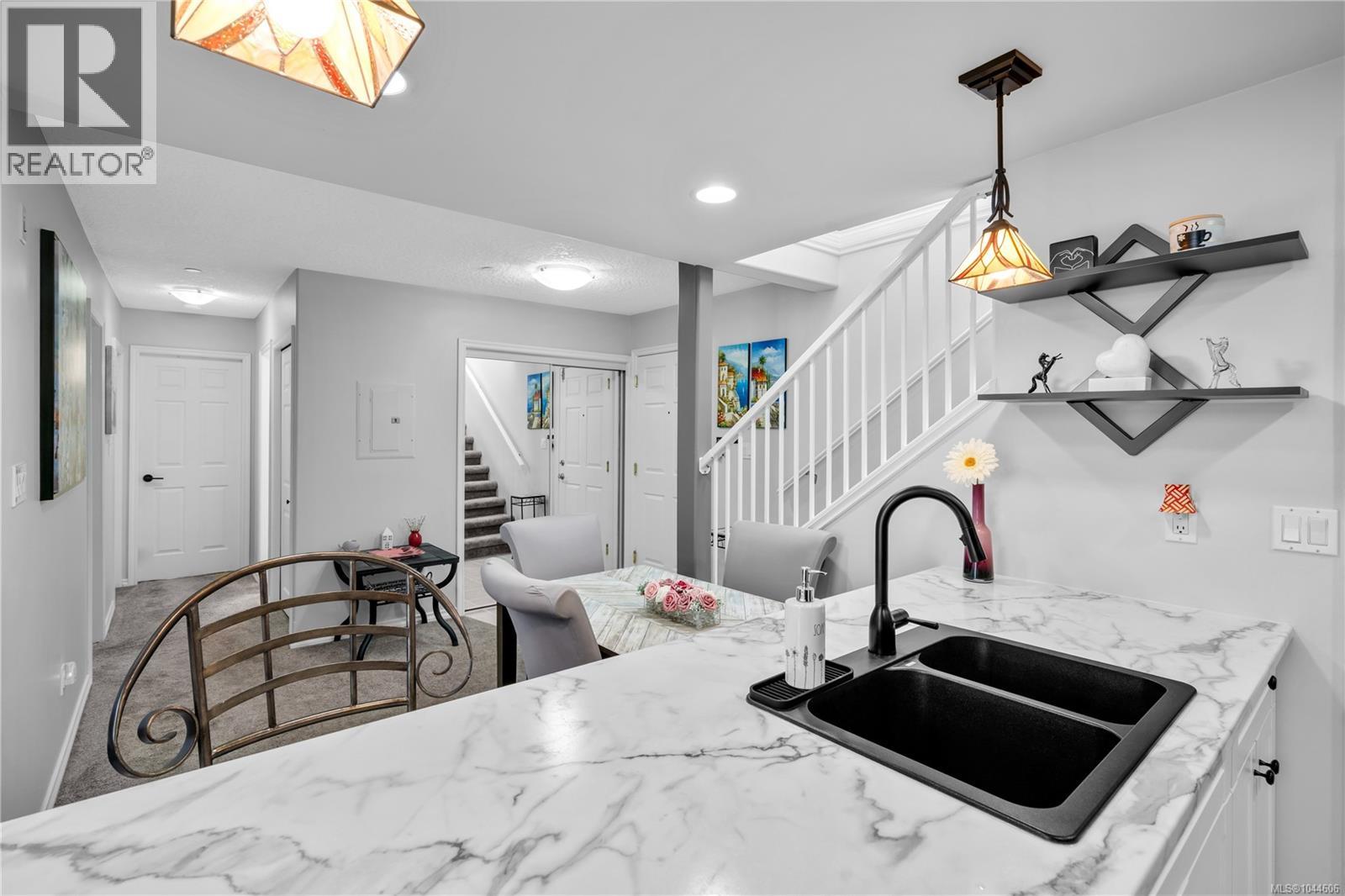 #405 2823 Jacklin Rd - 17