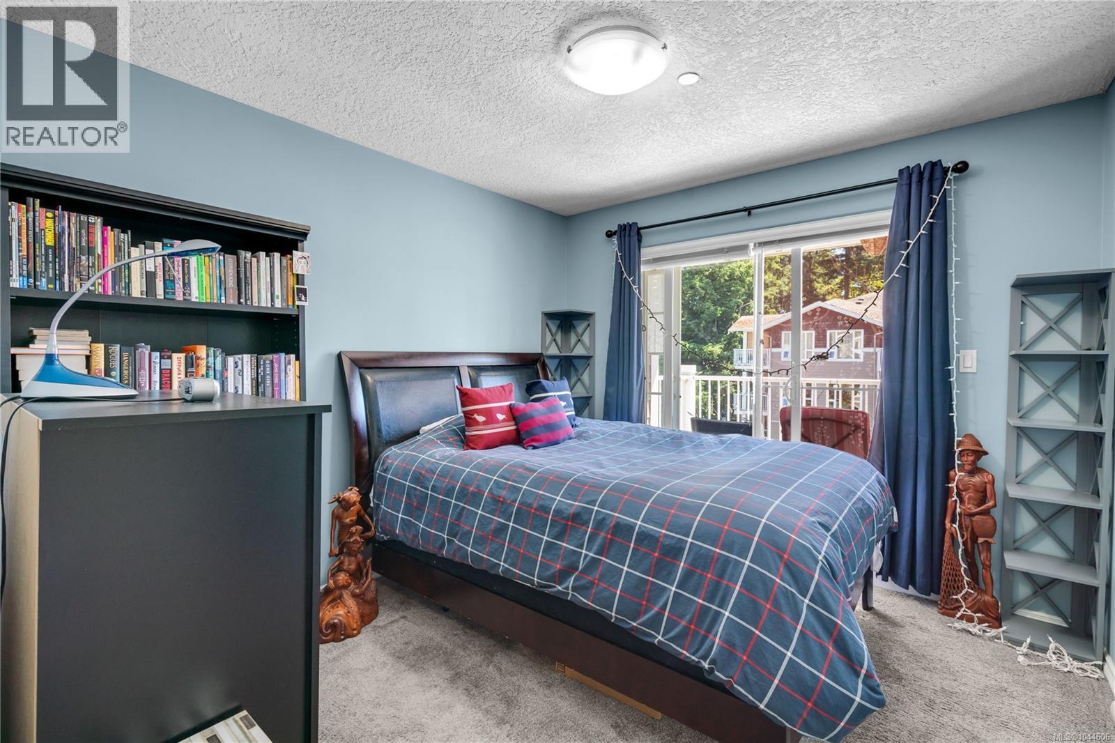 #405 2823 Jacklin Rd - 27