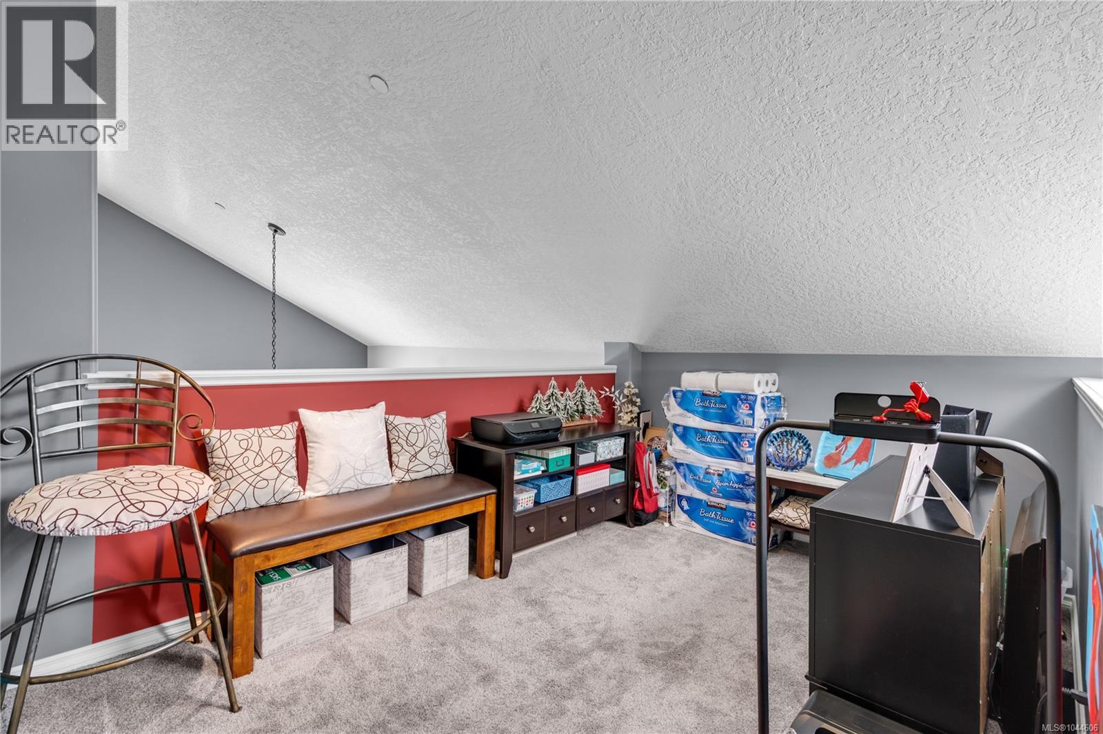 #405 2823 Jacklin Rd - 35
