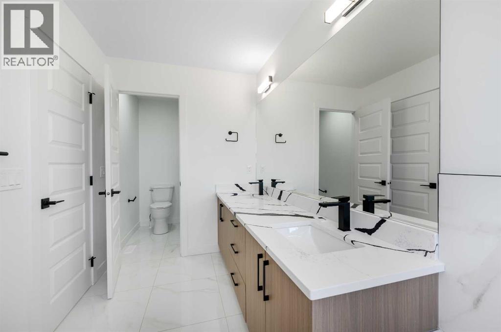 182 Lakewood Crescent - 24