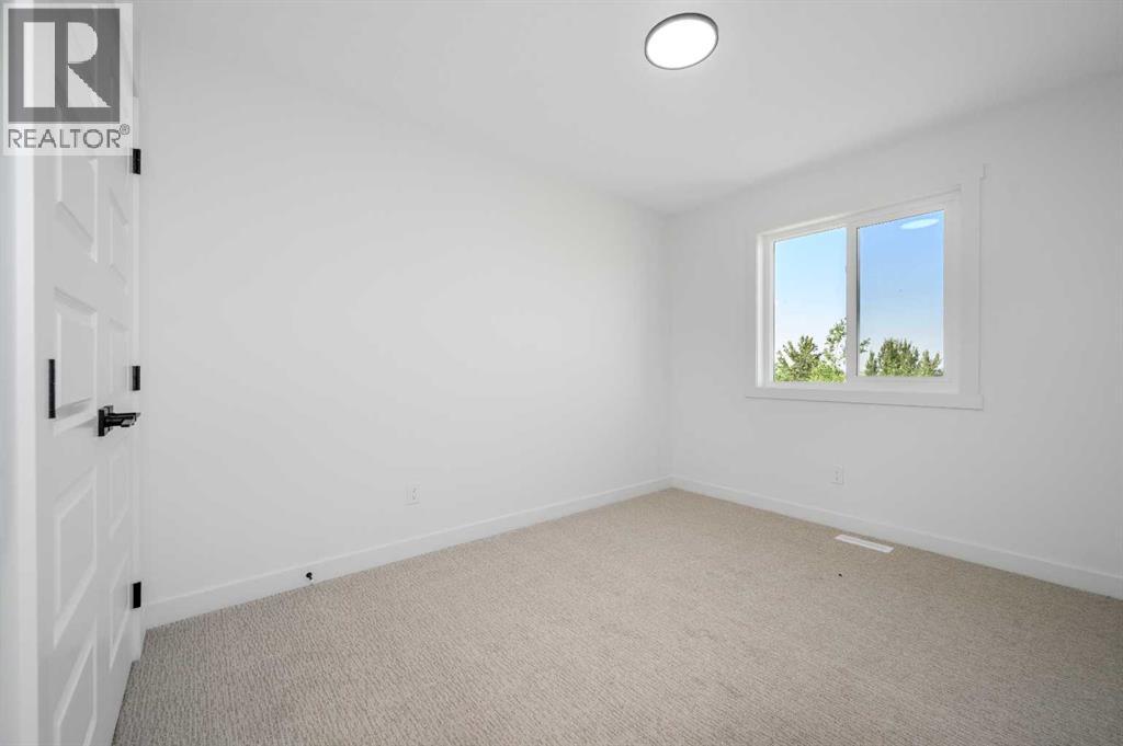 182 Lakewood Crescent - Image 27