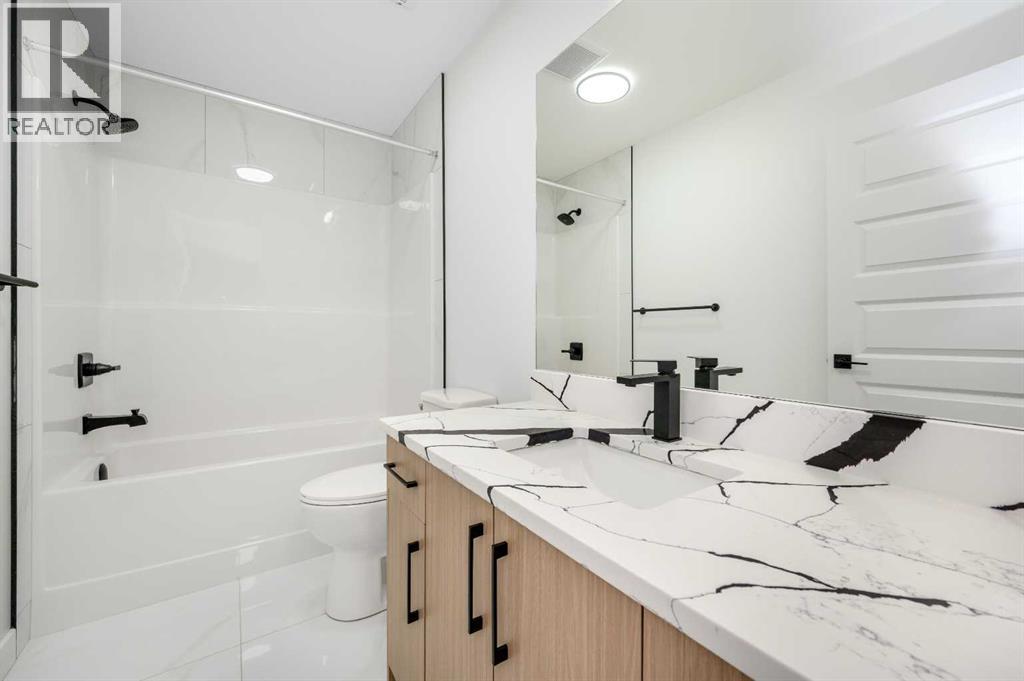 182 Lakewood Crescent - Image 32