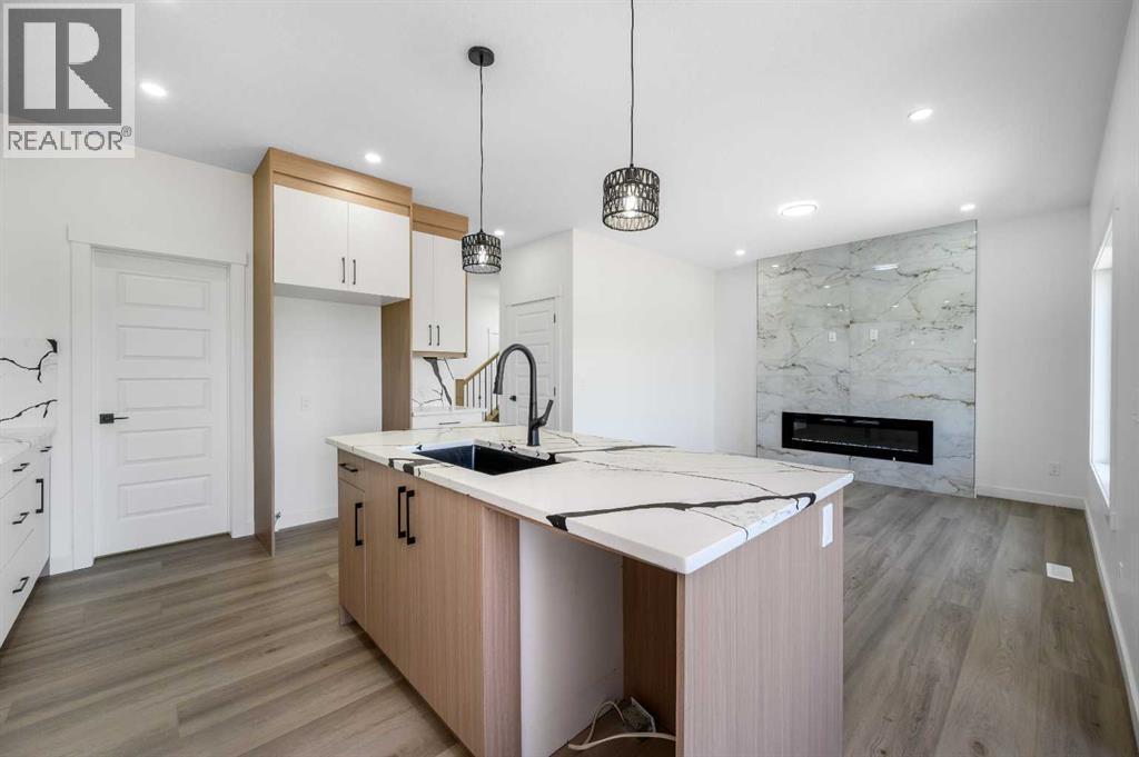 182 Lakewood Crescent - 9