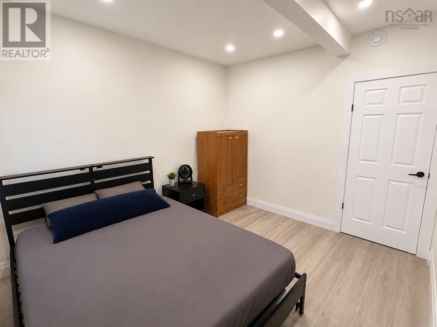 89 St. Phillips Street - 22