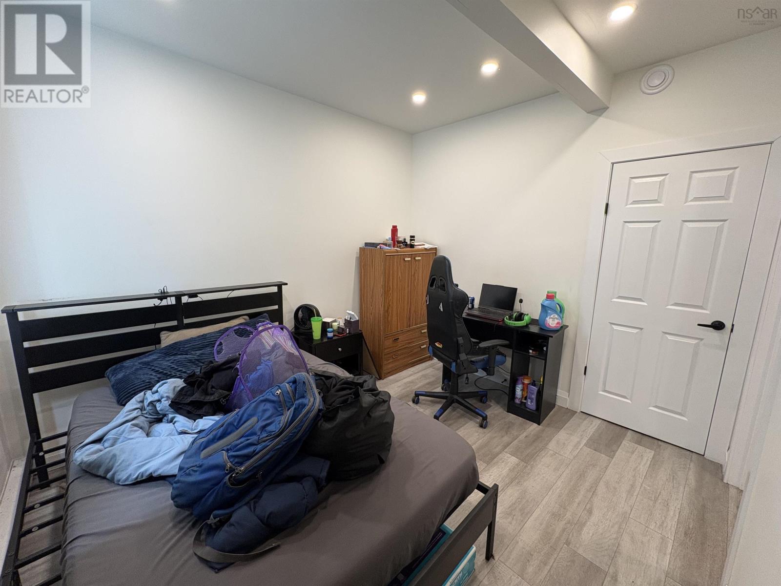 89 St. Phillips Street - 24