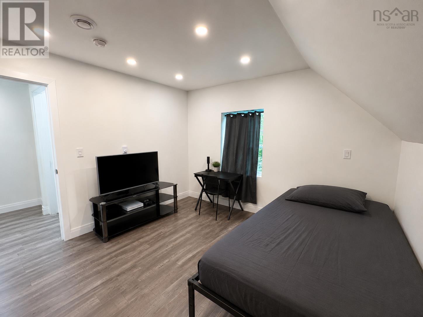 89 St. Phillips Street - 16