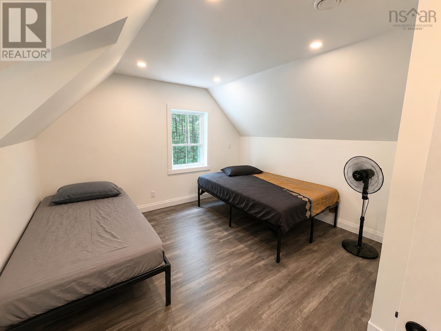 89 St. Phillips Street - 17