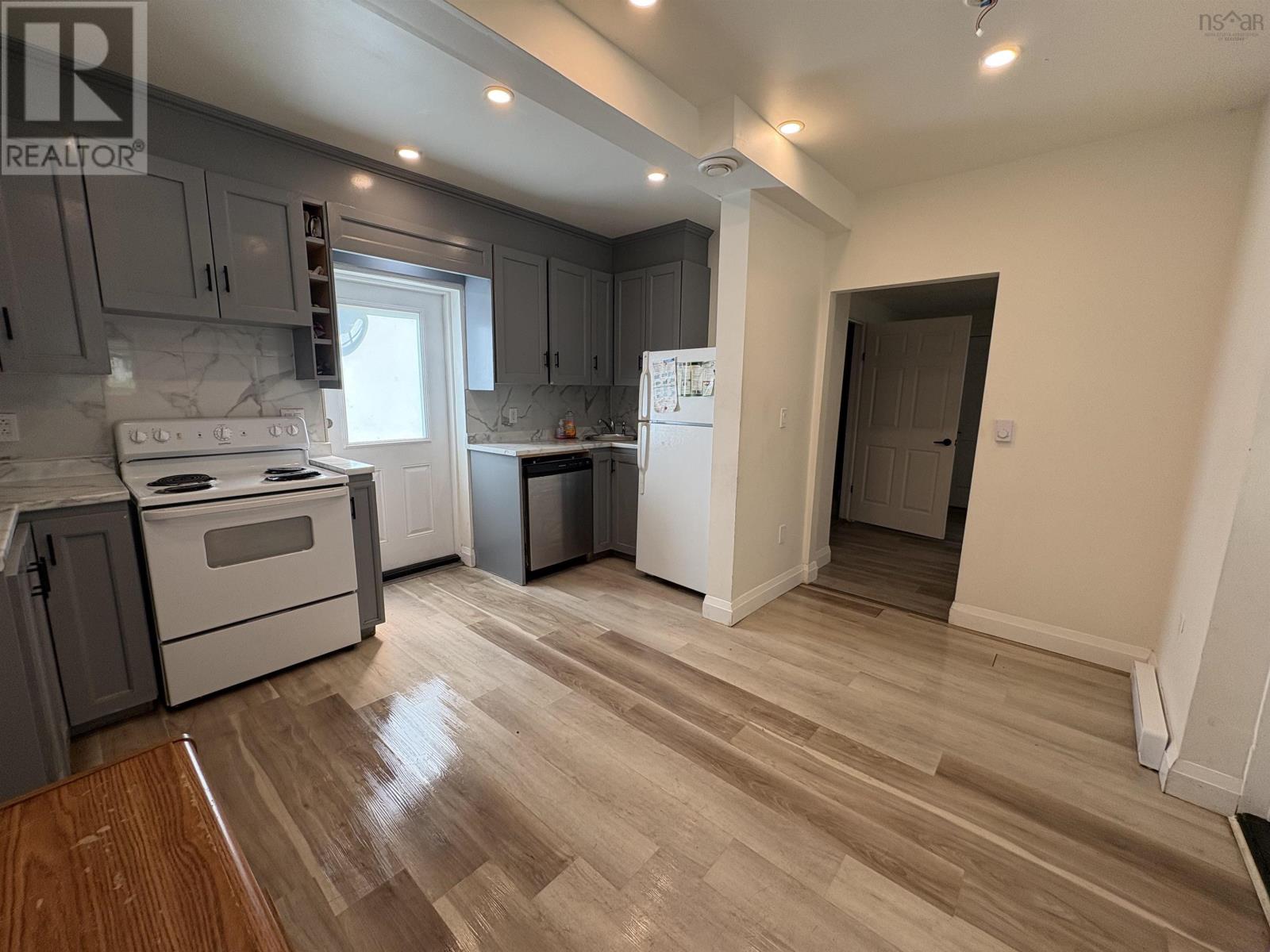 89 St. Phillips Street - 6